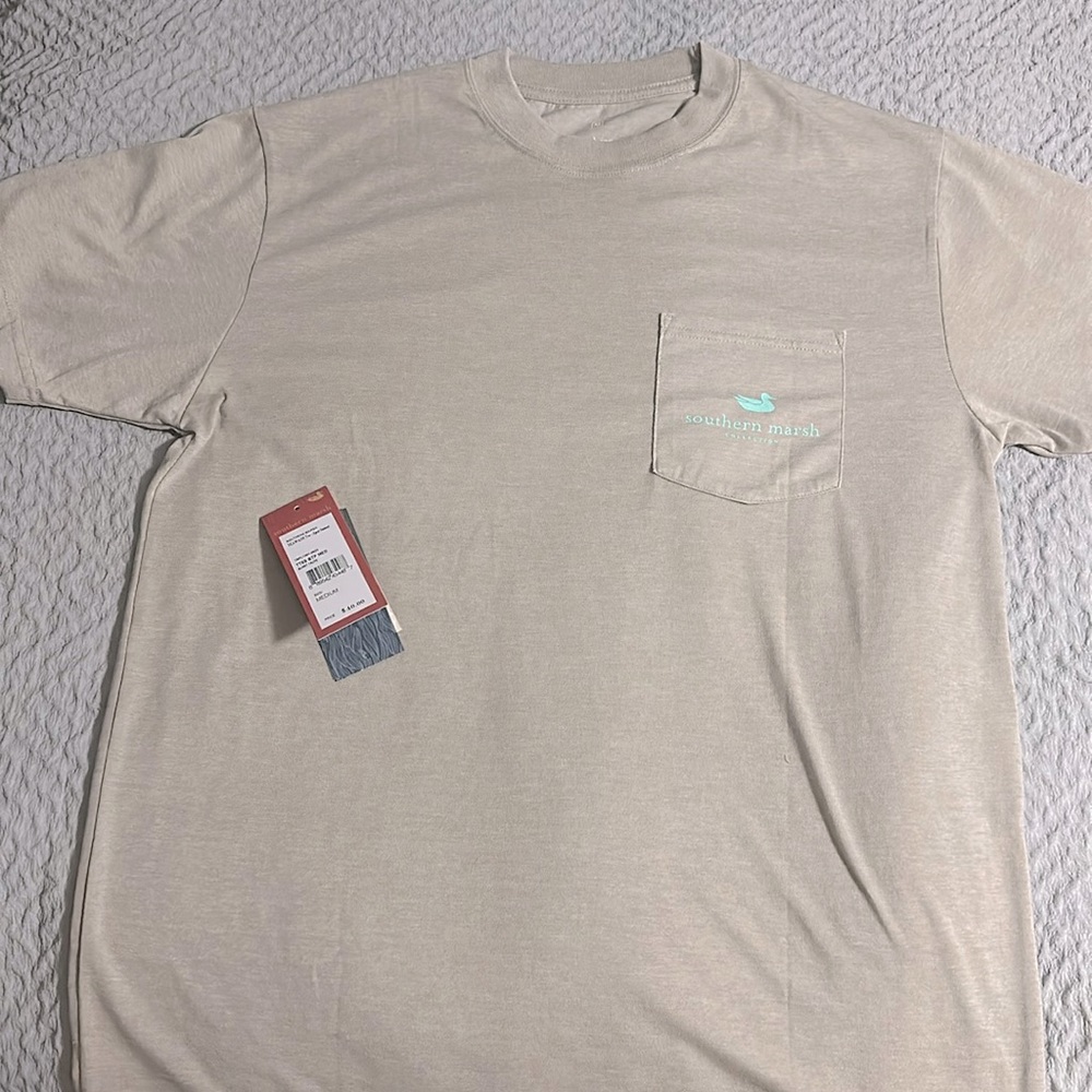 Medium southern marsh shirt brand new